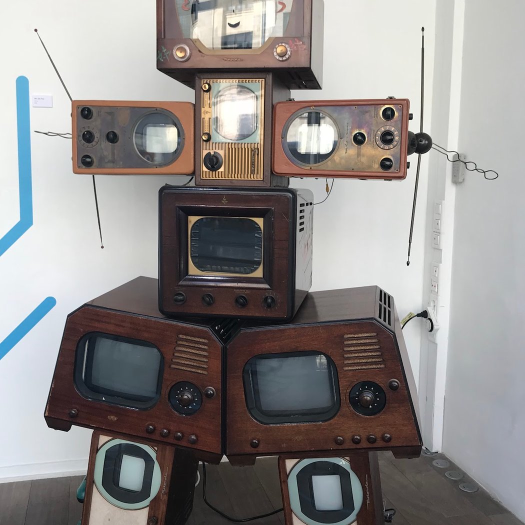 W Eric Landau Gallery 1